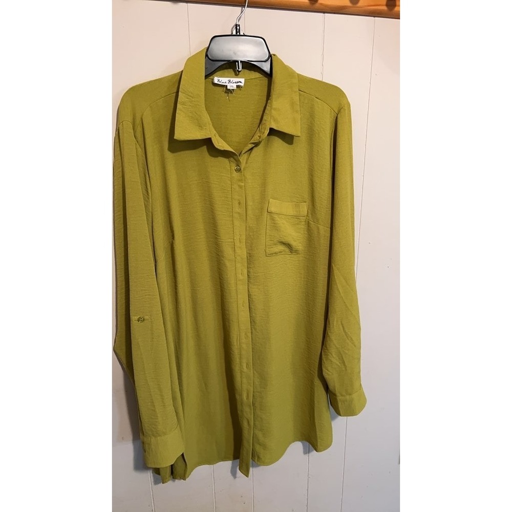 Blue Blossom Lime Green Long Sleeve Shirt‎